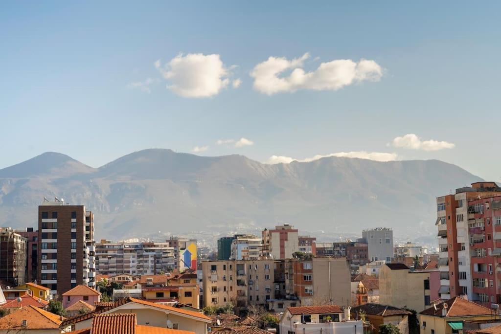 New Bazaar Apartment Τίρανα Εξωτερικό φωτογραφία