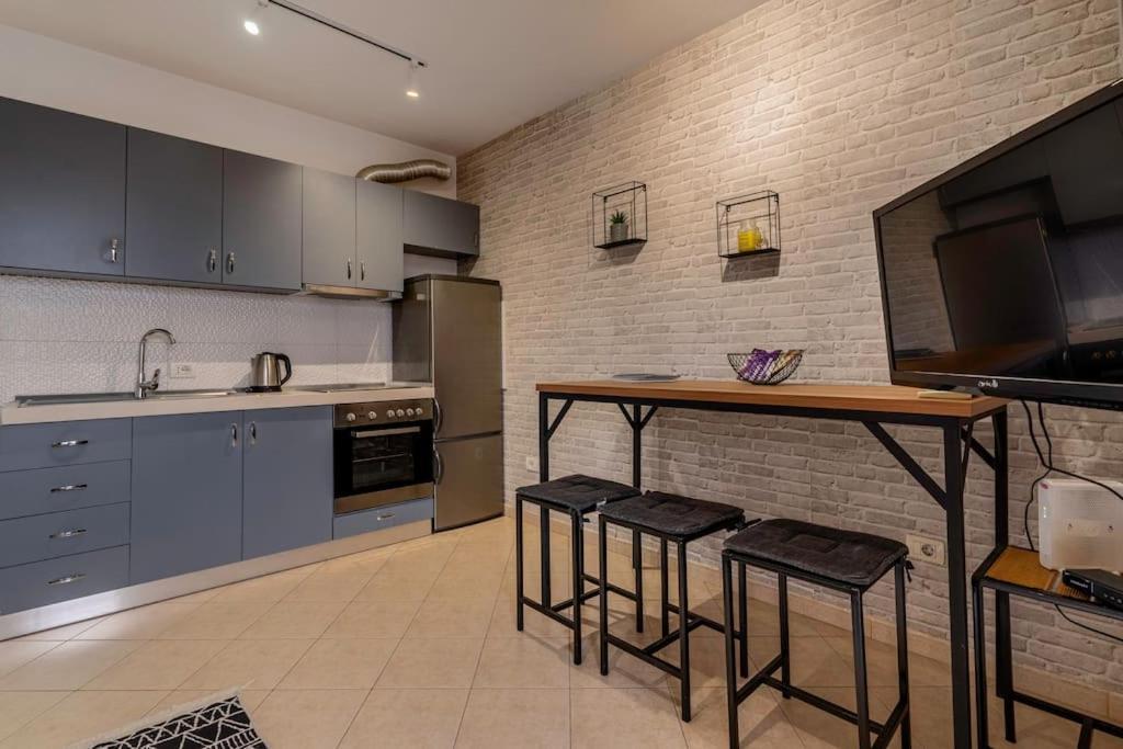 New Bazaar Apartment Τίρανα Εξωτερικό φωτογραφία
